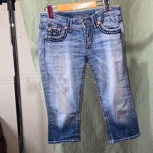 MISS ME Denim Sunny Capris Jeans, Medium Blue, Cream Stitching, Used ~6463-D001